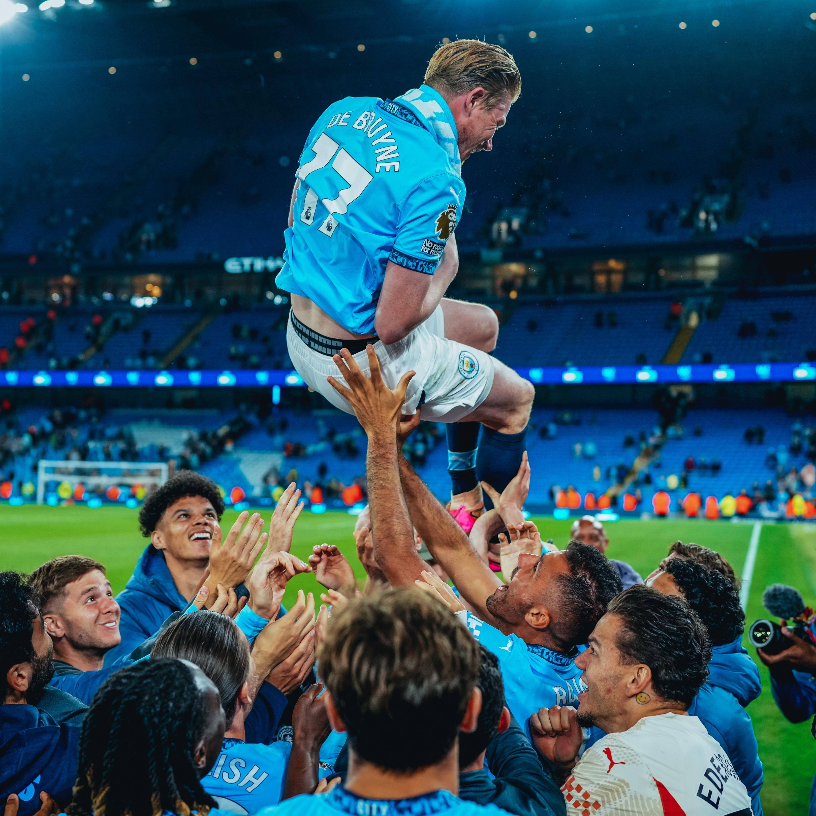 关于马德里竞技险胜国际米兰，德布劳内统治全场的信息