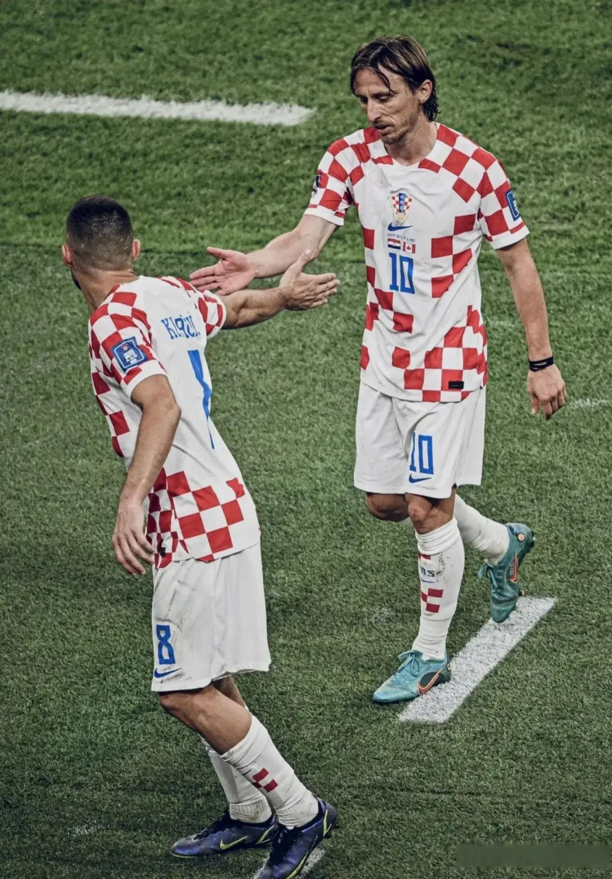 马德里竞技碾压莱比锡红牛，莫德里奇点燃赛场的简单介绍